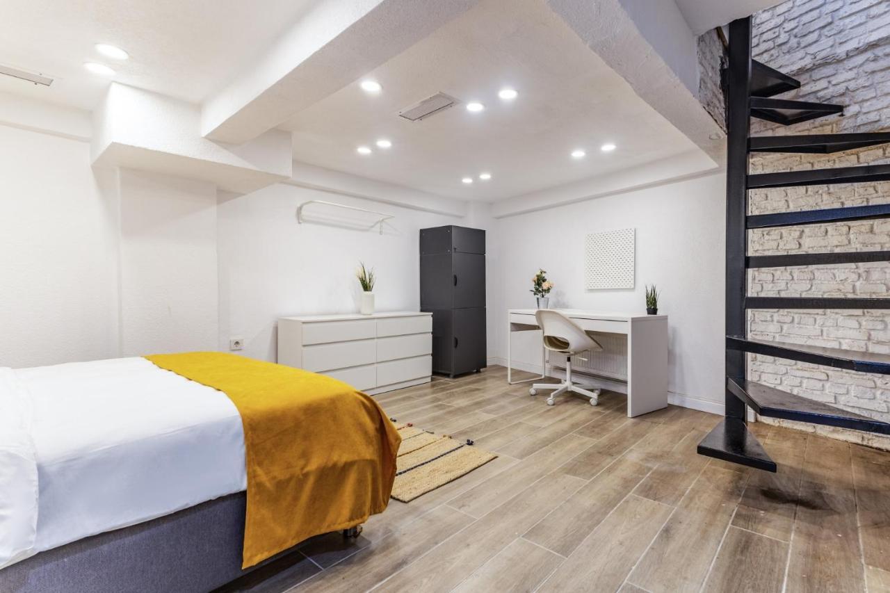 Centrally Located Flat In Sisli * Istambul